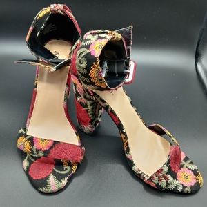 JustFab - Black & Red Multicolor Heel - Size 10